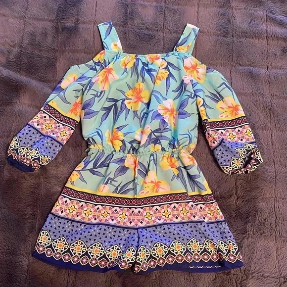 Colorful Hawaiian romper - Picture 1 of 2